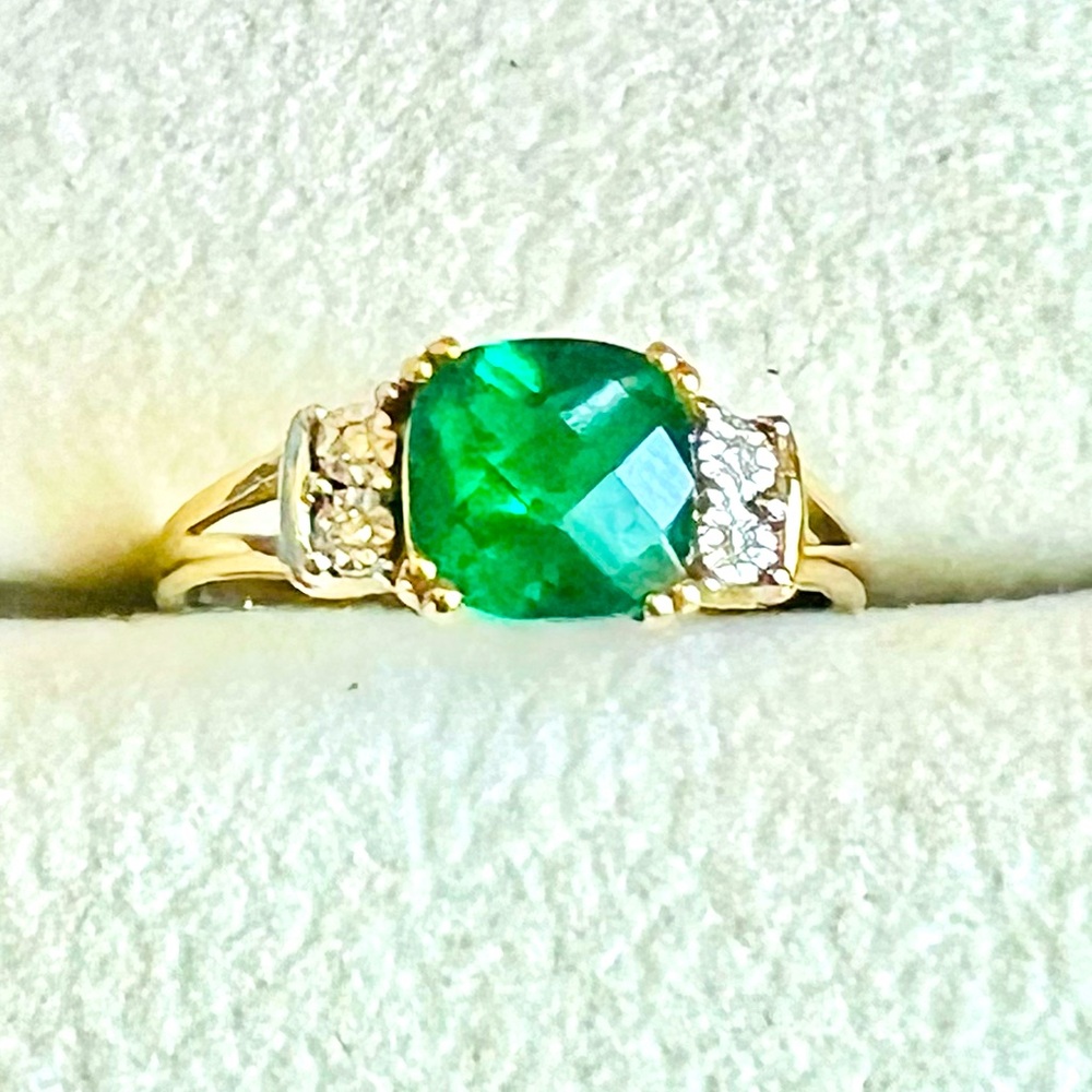 Emerald Ring - image 1